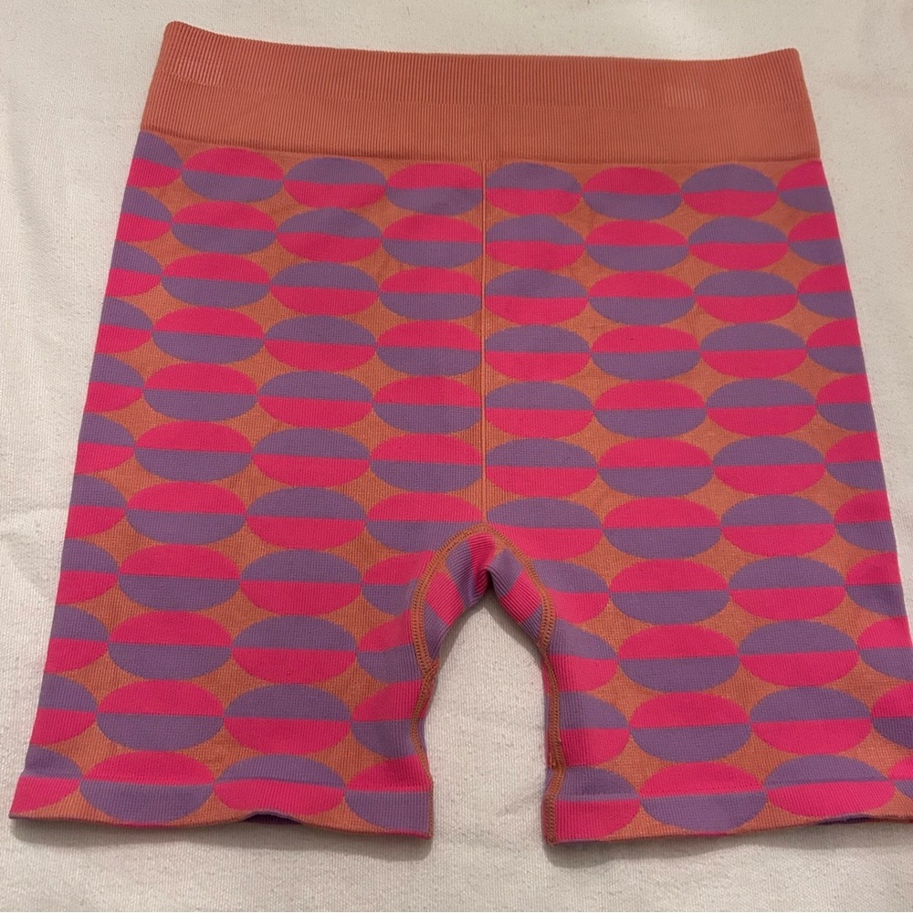 Fabletics Women's Athletic Shorts XL Pink & Orange Geometric Print Elastic Waist